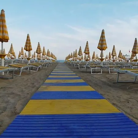 Apartment 50 Mt Dalla Zona Vicinanze Piazza Marconi Lido di Jesolo