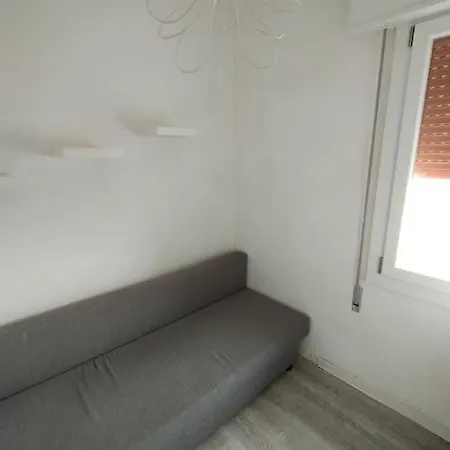 50 Mt Dalla Zona Vicinanze Piazza Marconi