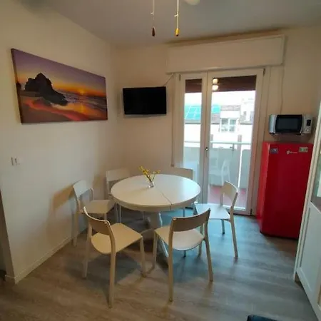 Apartment 50 Mt Dalla Zona Vicinanze Piazza Marconi Lido di Jesolo